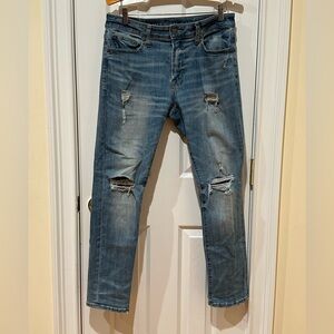 American Eagle Classic Blue Distressed Men's Jeans, Size 32 x 30